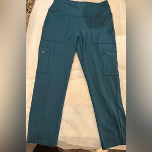 Cali Active teal workout leggings capris. Sz M